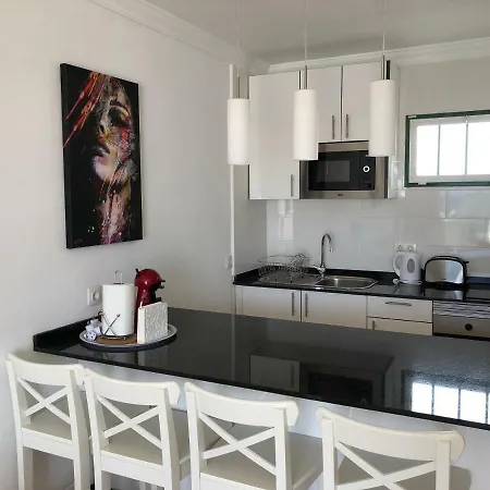 Apartment Lanzamar *